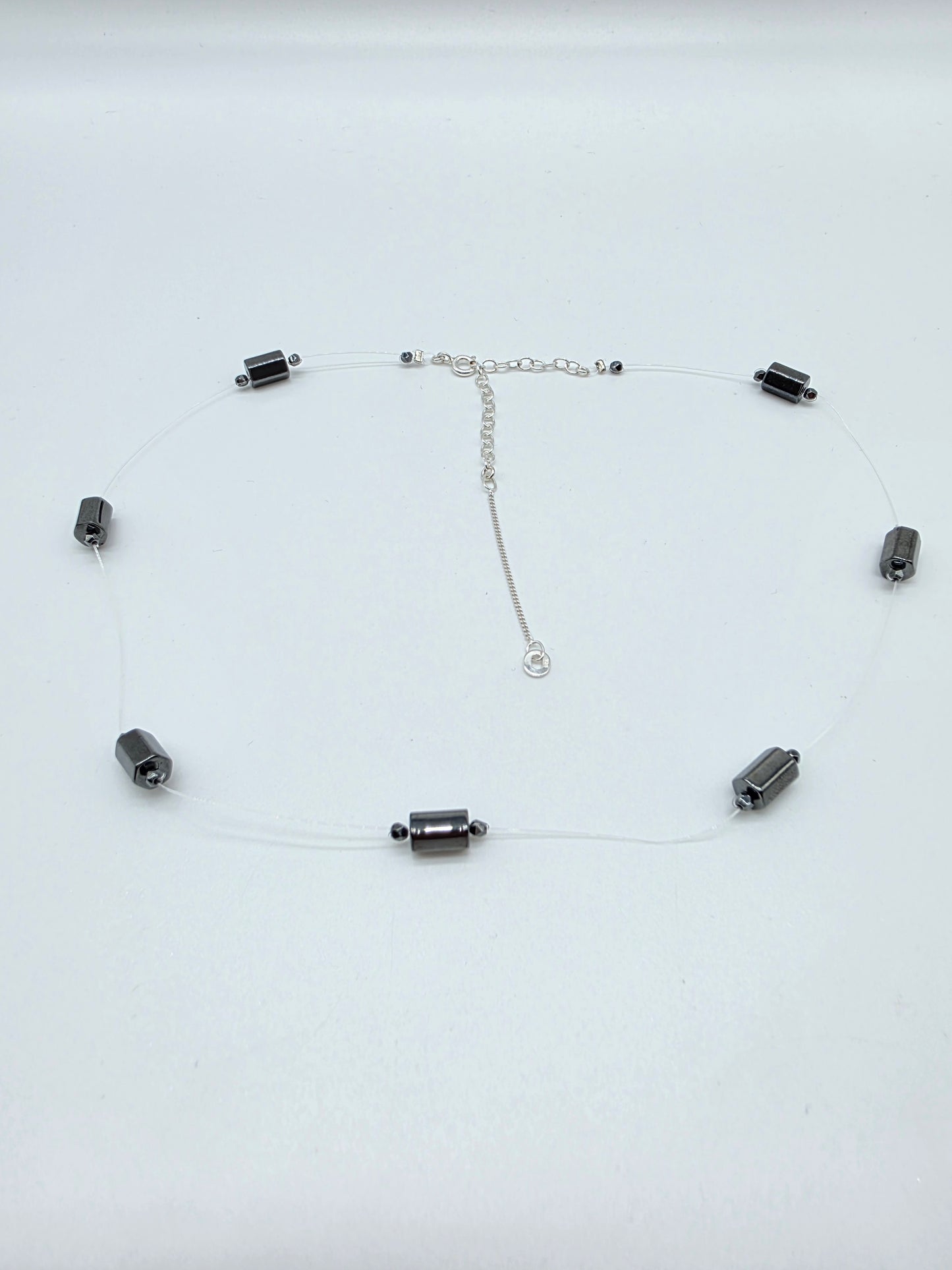 Floating halsband med hematit och silver 925