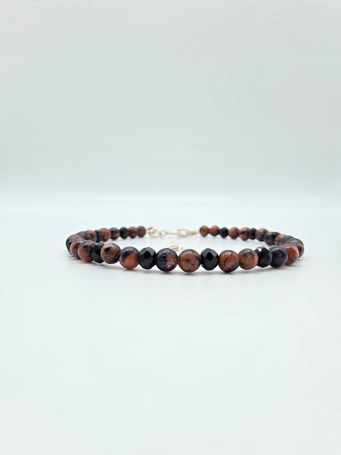 Elegant Armband i Silver med Kristaller