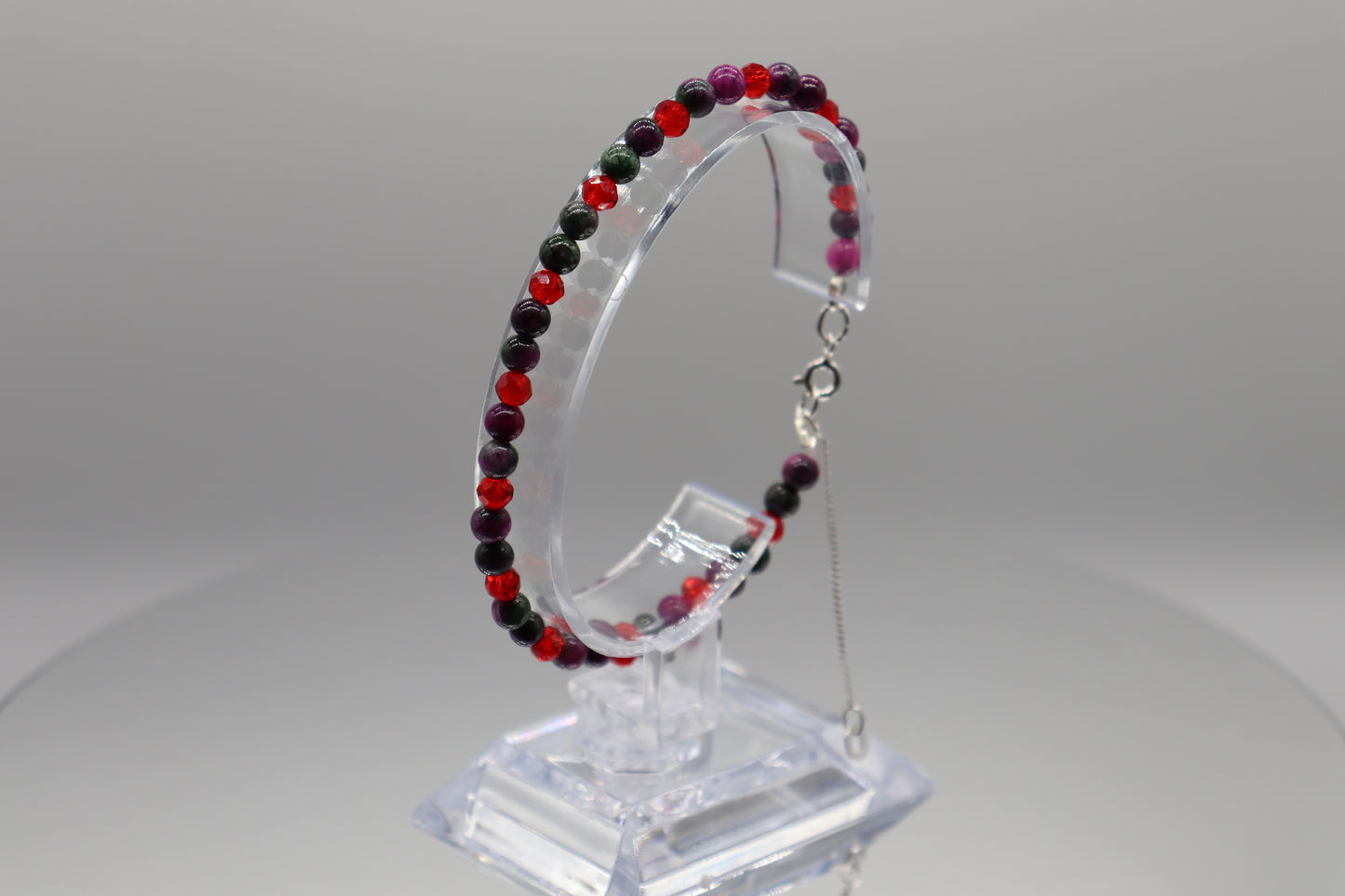 Elegant Armband i Silver med Kristaller