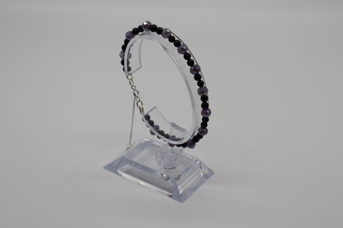 Elegant Armband i Silver med Kristaller