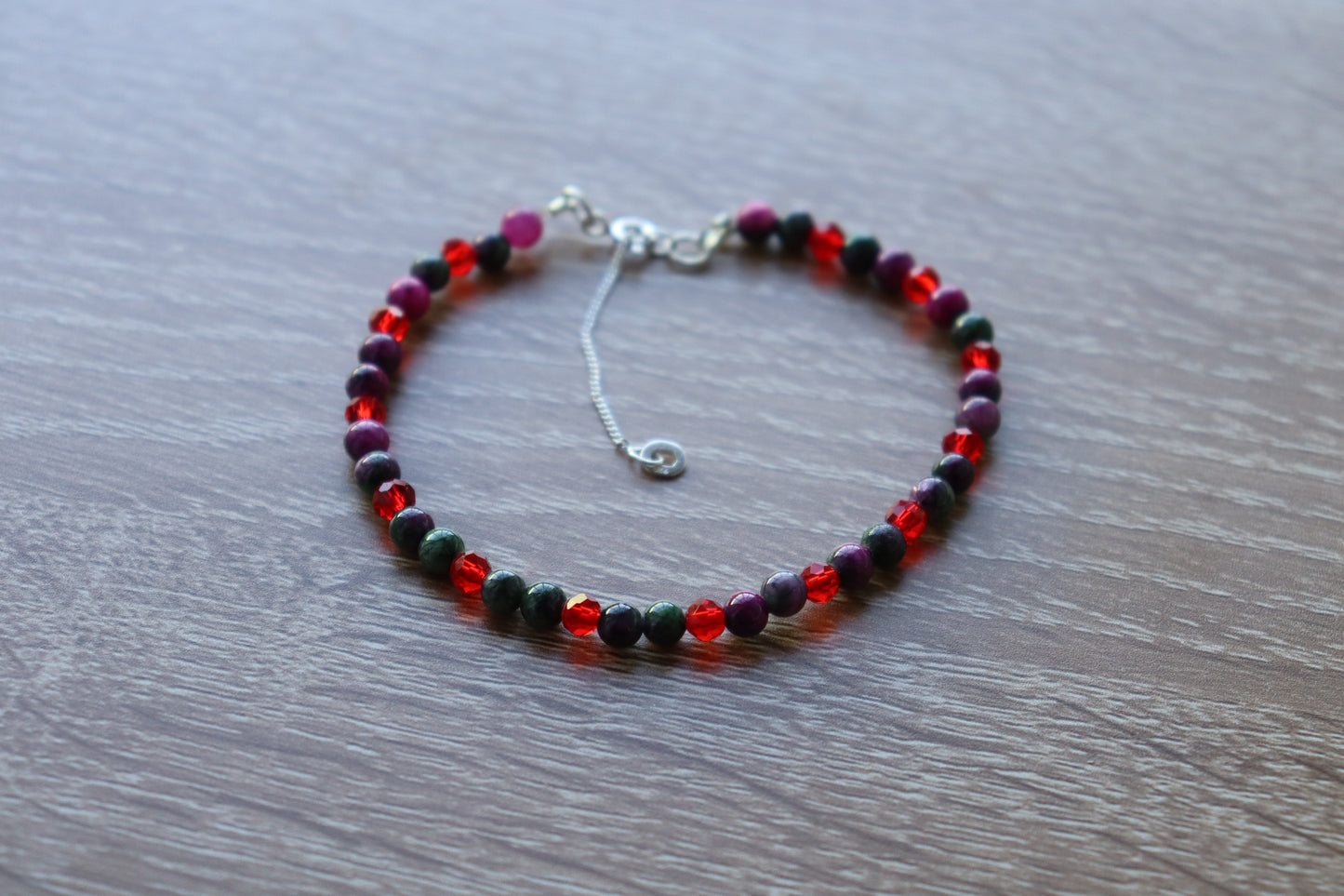 Elegant Armband i Silver med Kristaller