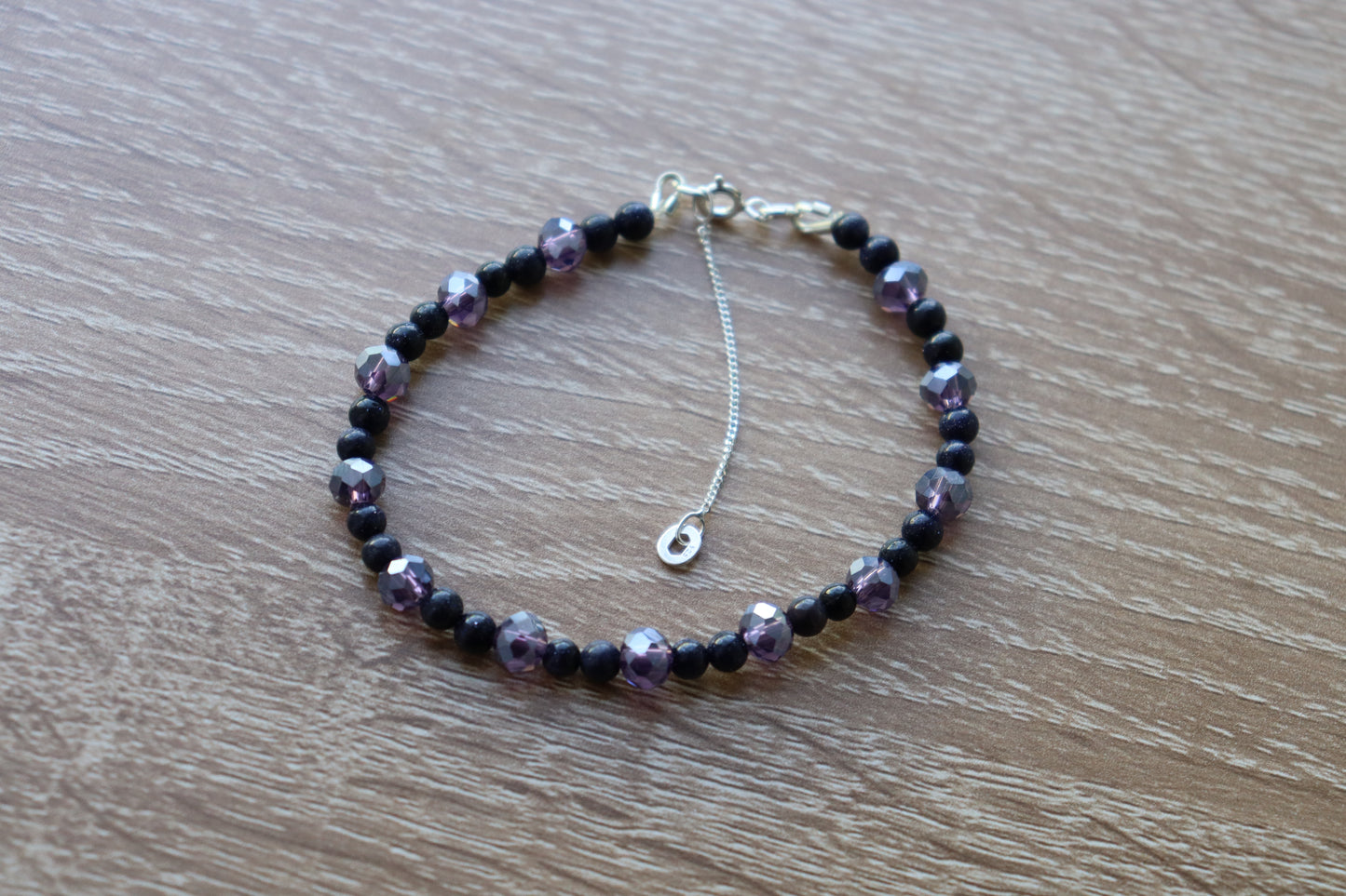 Elegant Armband i Silver med Kristaller