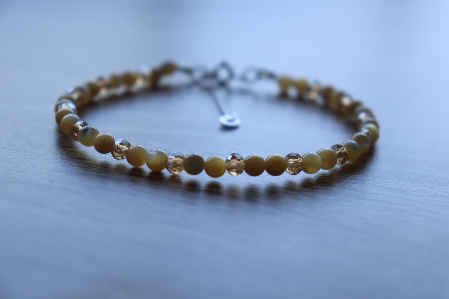 Elegant Armband i Silver med Kristaller