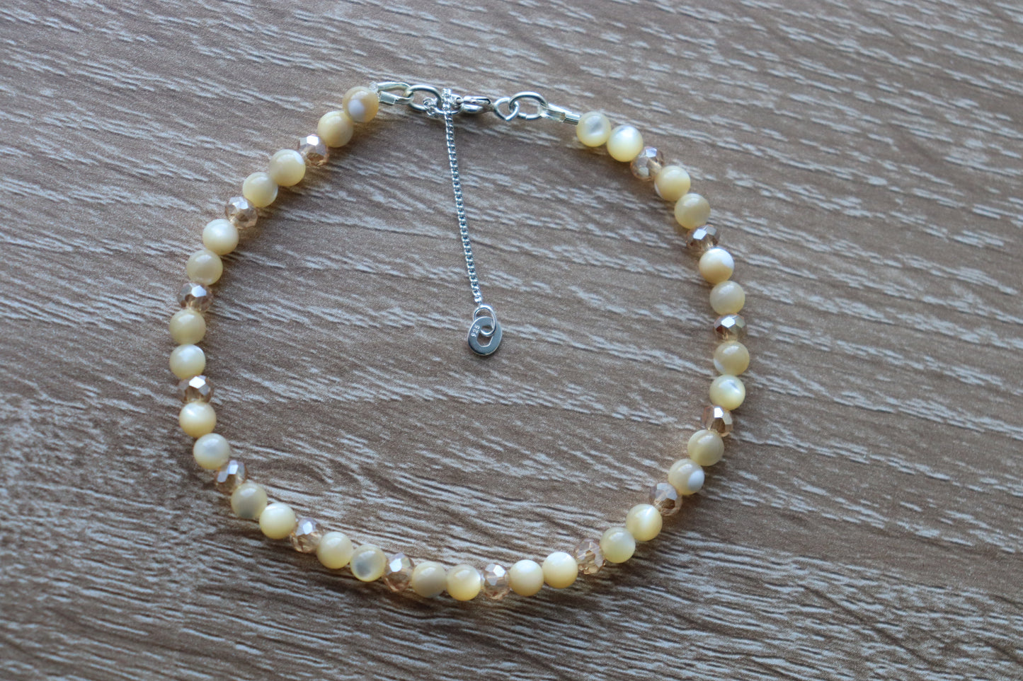 Elegant Armband i Silver med Kristaller