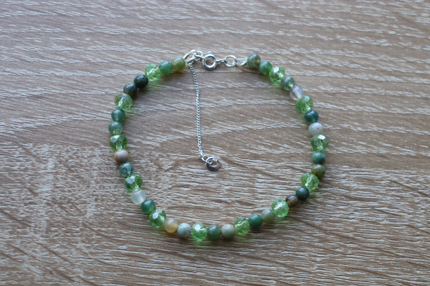 Elegant Armband i Silver med Kristaller