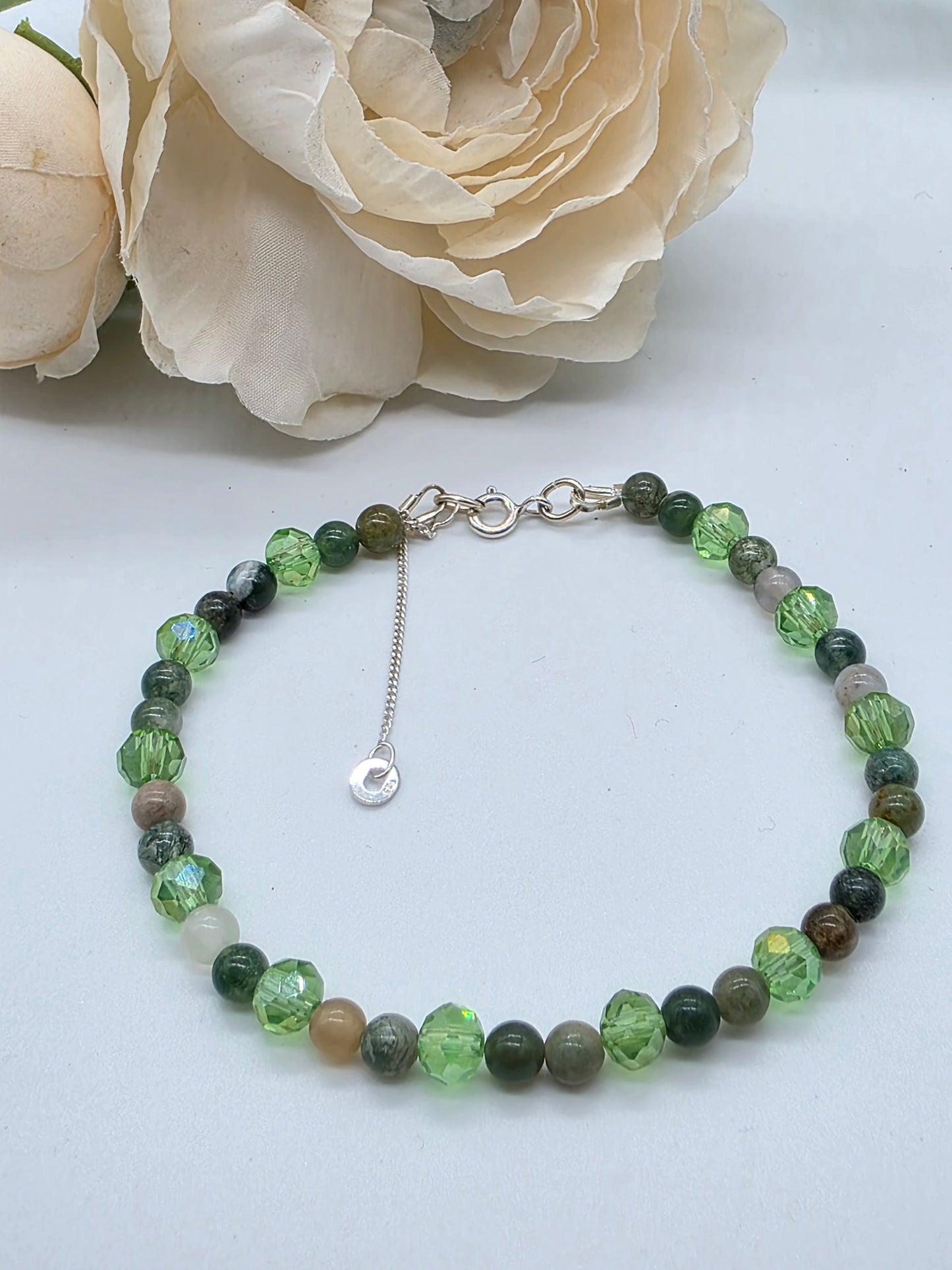 Elegant Armband i Silver med Kristaller