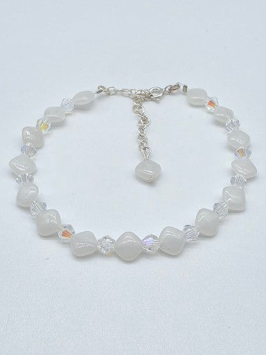 Elegant Armband i Silver med Kristaller