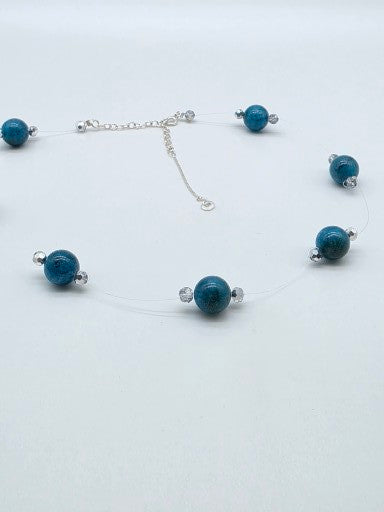 Halsband
