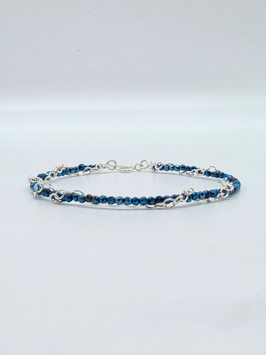 Handgjort armband i silver 925 med blå kristaller